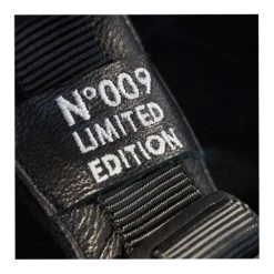 Roof RO9 BoXXer Absolute Carbon LTD 7 Roof RO9 BoXXer Absolute Carbon LTD -Motorfiets Accessoires Winkel roof ro9 boxxer absolute carbon ltd 3