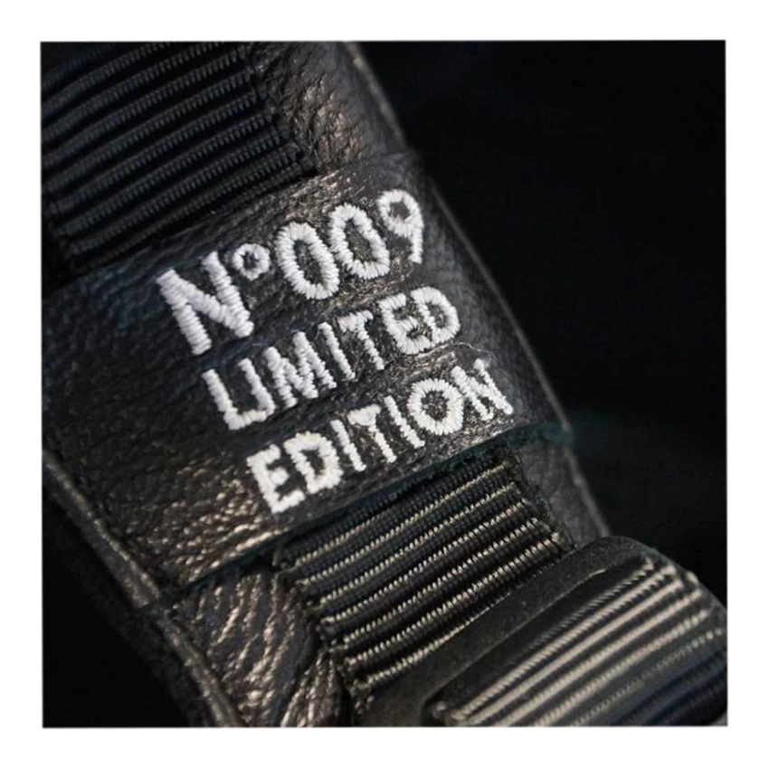 Roof RO9 BoXXer Absolute Carbon LTD 4 Roof RO9 BoXXer Absolute Carbon LTD - Afbeelding 4